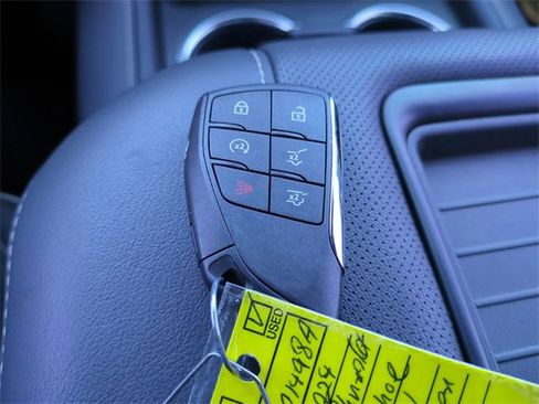 Used 2024 Chevrolet Tahoe Premier w/ Premium Package image 30