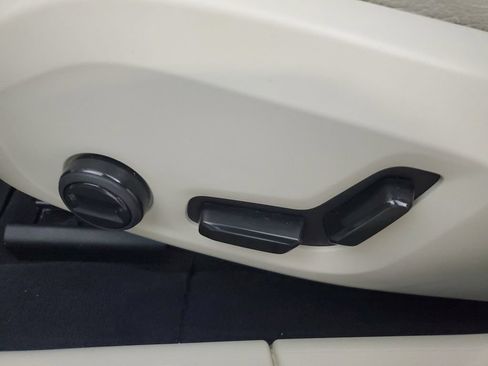 Used 2023 Volvo S90 B6 Plus w/ Protection Package Premier AWD/4WD image 21