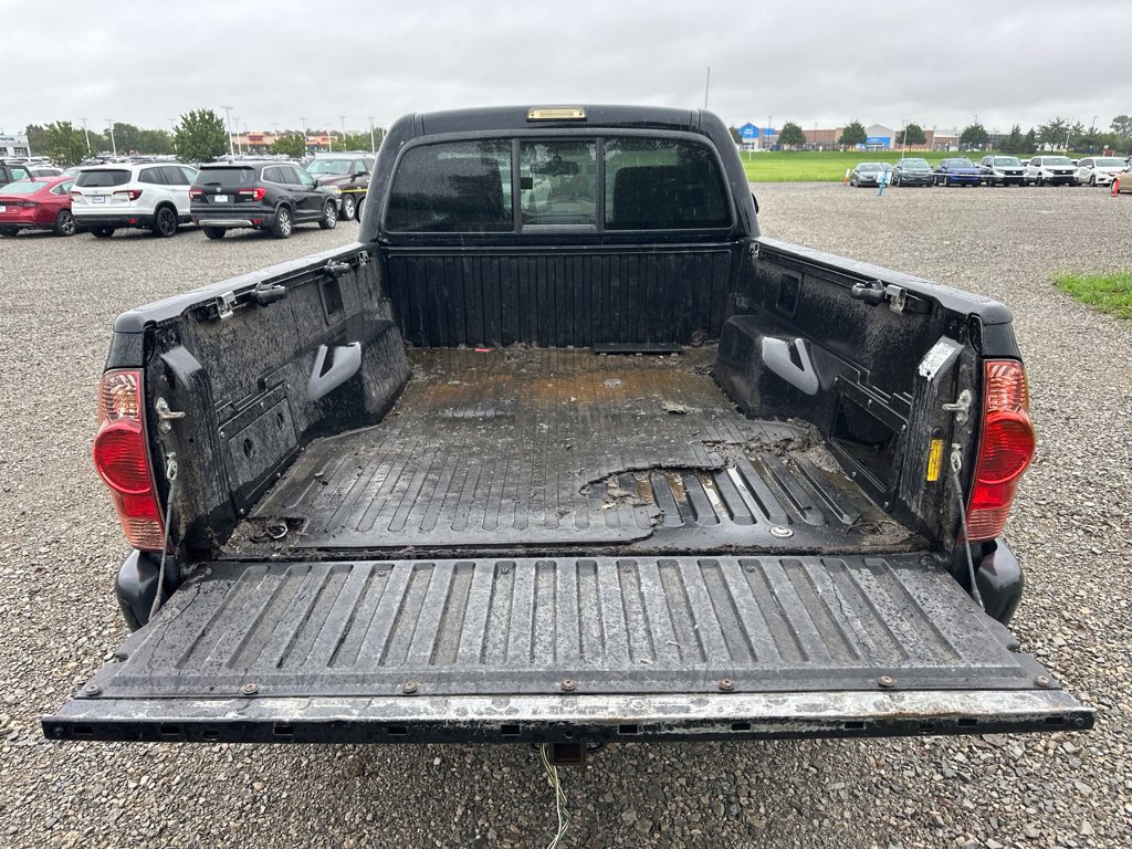 Used 2012 Toyota Tacoma 4x4 Regular Cab image 9