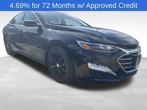 Used 2021 Chevrolet Malibu LT image 1