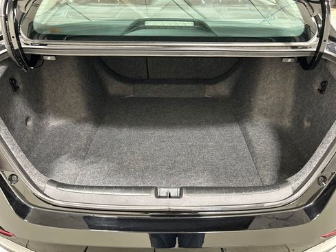 Used 2018 Honda Accord EX-L image 30