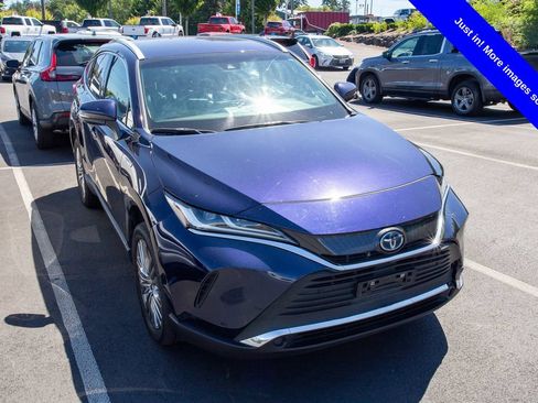 Used 2021 Toyota Venza XLE w/ Softex Package AWD/4WD image 1