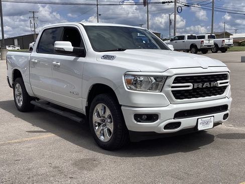 Used 2022 RAM 1500 Big Horn AWD/4WD image 2