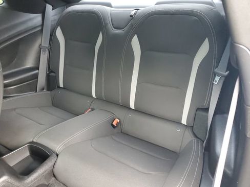 Certified 2019 Chevrolet Camaro LT RWD image 10
