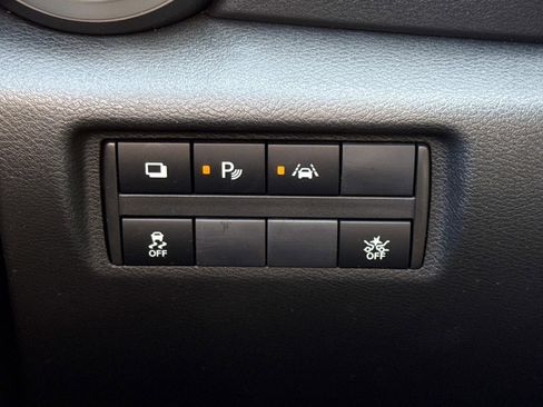 Certified 2025 Nissan Versa S w/ Trunk Package image 18