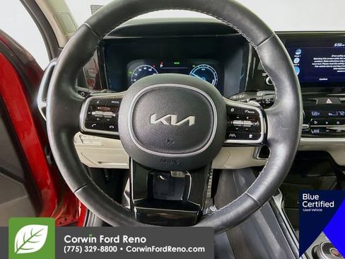 Used 2023 Kia Sorento SX Prestige w/ Panoramic Sunroof Package image 14