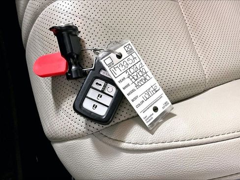 Used 2022 Honda Accord Touring image 10