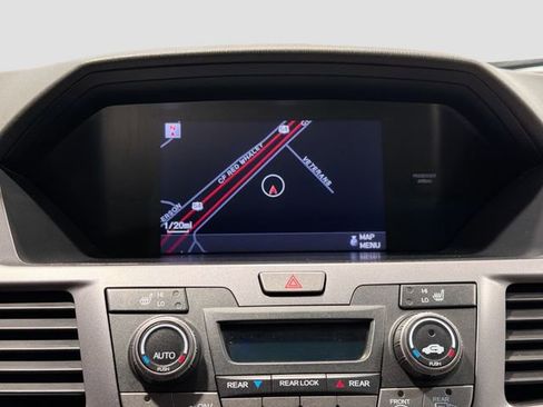 Used 2012 Honda Odyssey Touring image 11