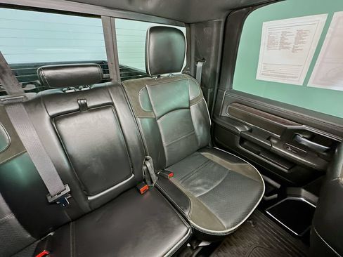 Used 2025 RAM 3500 Laramie AWD/4WD image 14