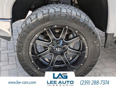 Used 2020 GMC Sierra 1500 SLT w/ SLT Premium Plus Package image 9