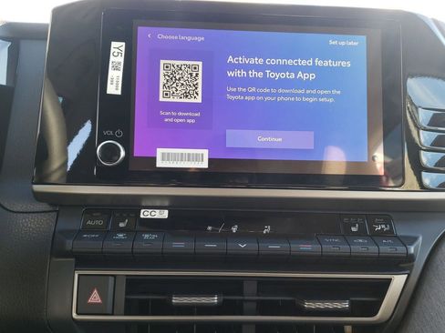 Used 2026 Toyota Camry LE w/ Convenience Package image 13