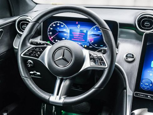 Certified 2025 Mercedes-Benz GLC 300 image 15