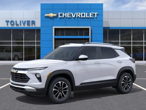 New 2026 Chevrolet TrailBlazer LT w/ Convenience Package FWD image 2
