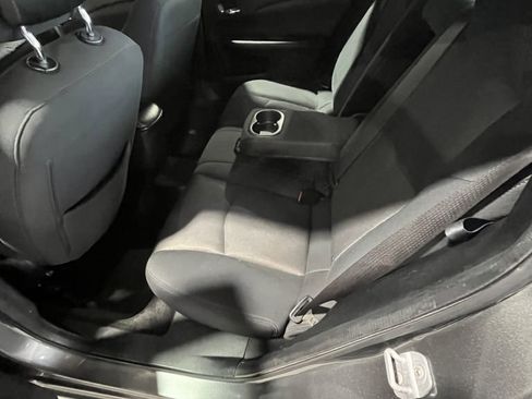 Used 2013 Dodge Avenger SXT image 6