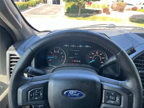 Used 2018 Ford F150 XLT w/ Equipment Group 301A Mid AWD/4WD image 17