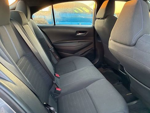 Used 2020 Toyota Corolla SE w/ SE Premium Package image 18