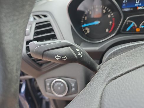 Used 2018 Ford Escape SE w/ SE Sync 3 Package AWD/4WD image 23