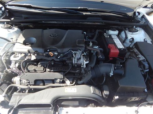 Used 2020 Toyota Camry XSE image 10