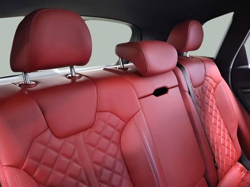 Used 2021 Audi SQ5 Prestige w/ Prestige Package image 21