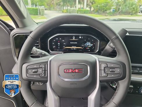 New 2026 GMC Sierra 2500 SLT AWD/4WD image 21