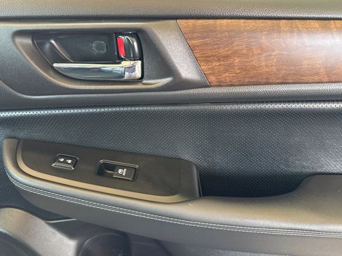 Used 2016 Subaru Outback 2.5i Limited image 20