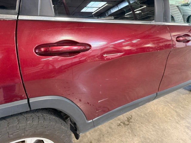 Used 2019 Jeep Cherokee Latitude w/ Popular Appearance Group AWD/4WD image 13