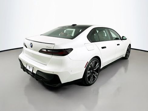 New 2025 BMW 740i w/ Executive Package image 5