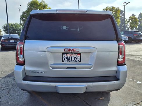 Used 2018 GMC Yukon SLT w/ Open Road Package image 22