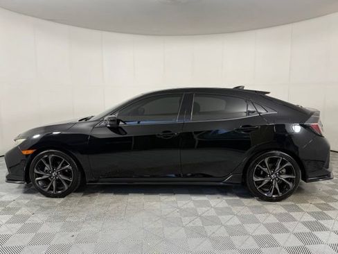 Used 2018 Honda Civic Sport image 3