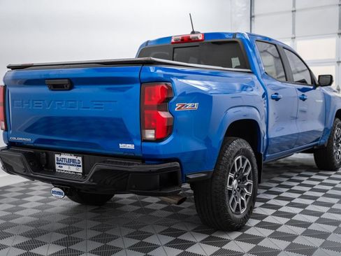 Used 2023 Chevrolet Colorado Z71 w/ Z71 Convenience Package 2 AWD/4WD image 7