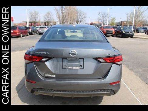 Used 2022 Nissan Sentra SV FWD image 8