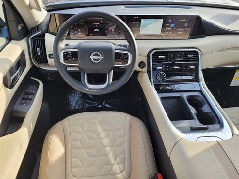 New 2025 Nissan Armada Platinum image 6