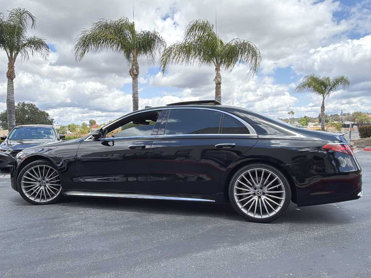 Used 2023 Mercedes-Benz S 500 4MATIC w/ AMG Line image 15