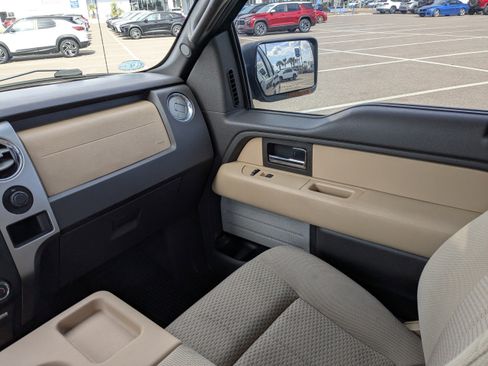 Used 2013 Ford F150 XLT w/ XLT Chrome Pkg image 15