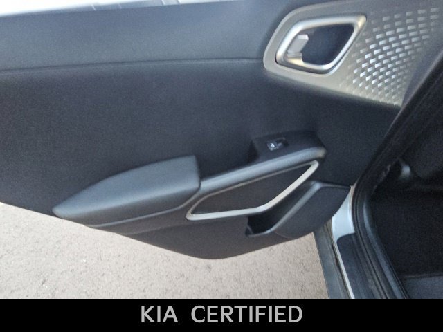 Used 2023 Kia Soul LX FWD image 37