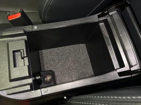 Used 2024 Subaru Outback Limited image 28