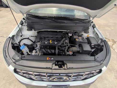 Used 2025 Hyundai Venue SEL FWD image 34