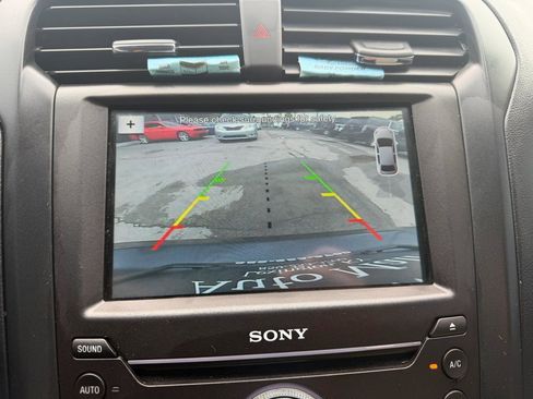Used 2017 Ford Fusion Titanium FWD image 20