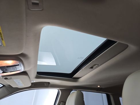 Used 2018 Jeep Grand Cherokee Limited w/ Trailer Tow Group IV image 28