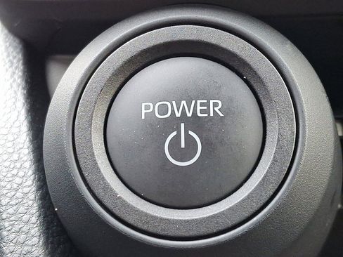 Used 2024 Toyota Prius Prime SE image 23