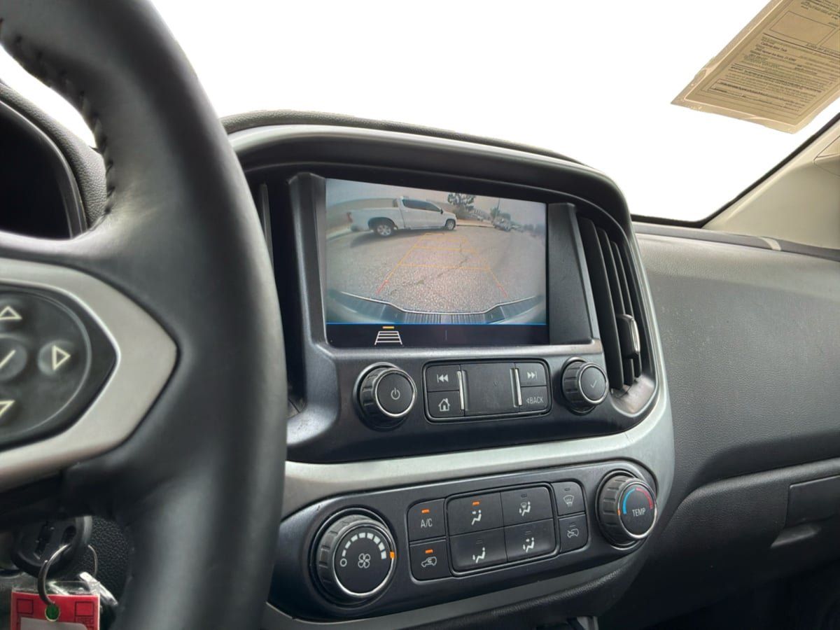 Used 2022 Chevrolet Colorado LT w/ Fleet Safety Package RWD image 13