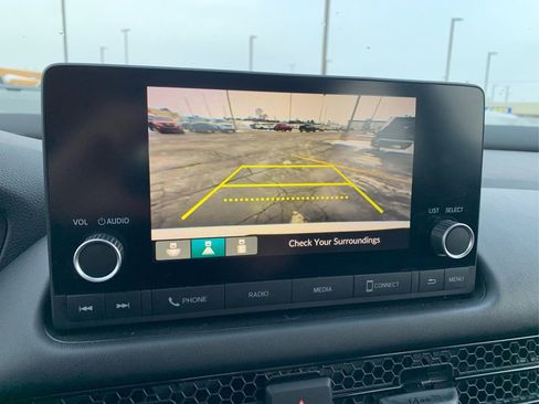 Used 2023 Honda HR-V LX image 35