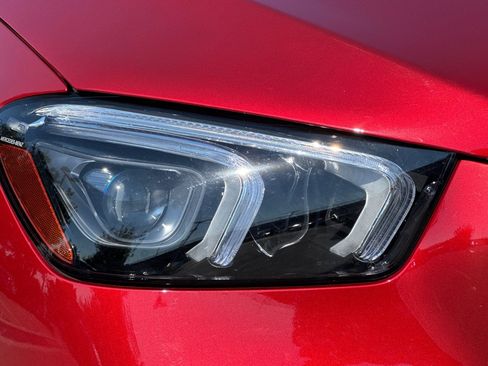 Used 2022 Mercedes-Benz GLE 350 4MATIC image 11