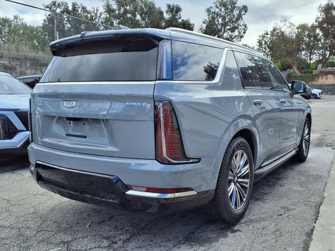 New 2026 Cadillac Escalade IQL Luxury AWD/4WD image 8