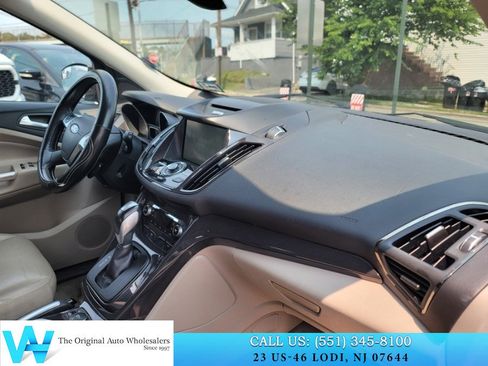 Used 2014 Ford Escape Titanium AWD/4WD image 16