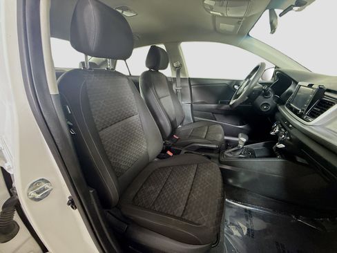 Used 2020 Kia Rio LX image 28