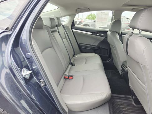 Used 2018 Honda Civic Touring image 16