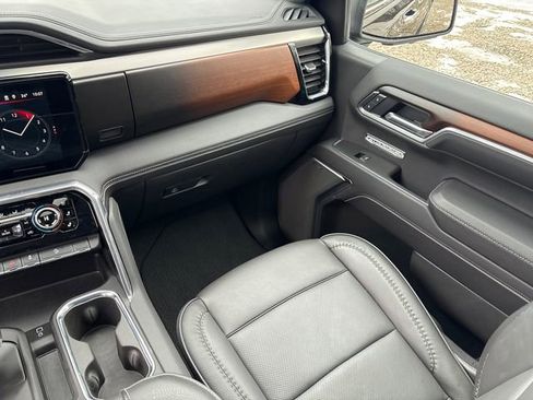 Used 2025 GMC Sierra 1500 Denali image 24