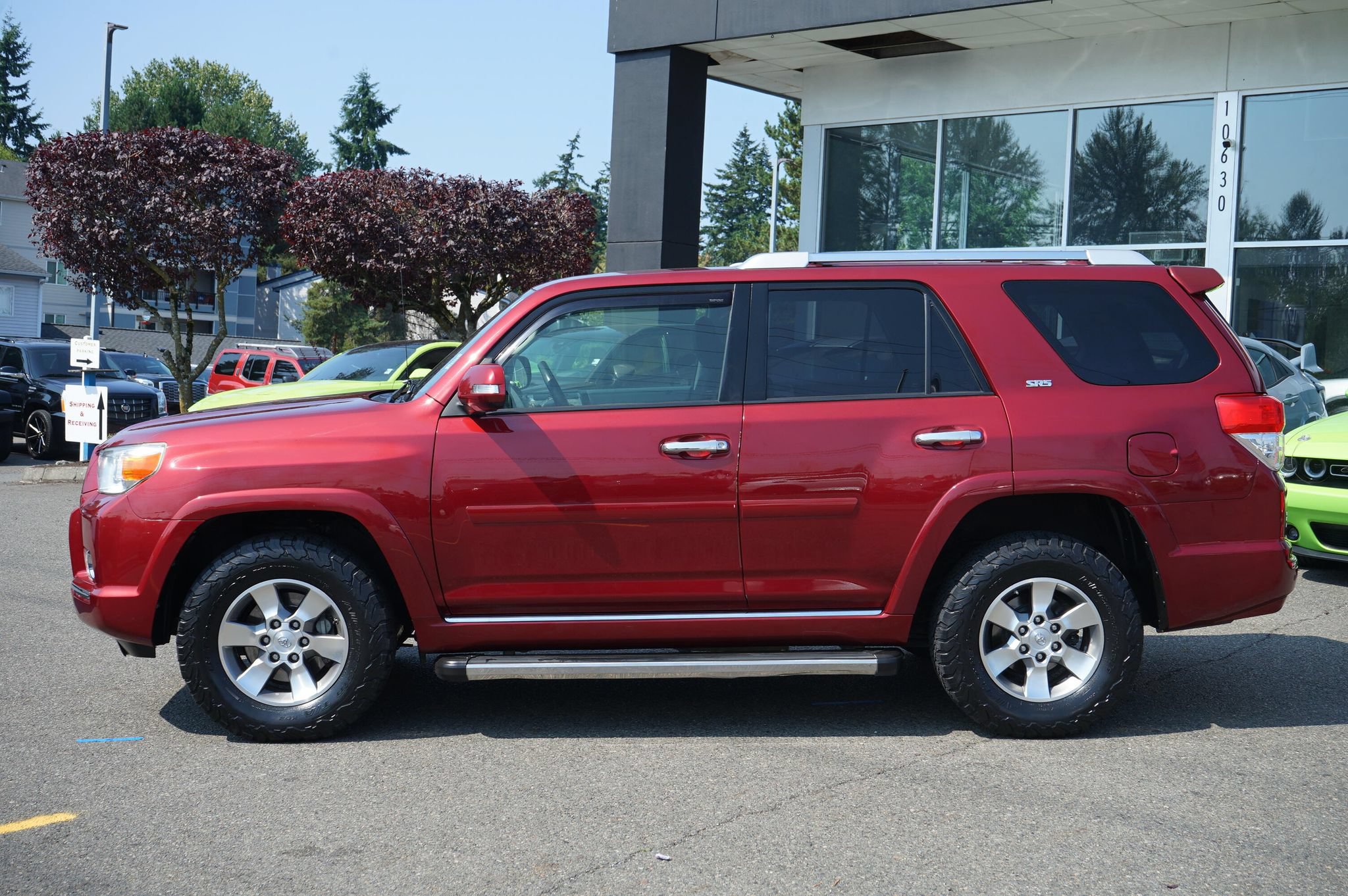 Used 2012 Toyota 4Runner SR5 AWD/4WD image 2