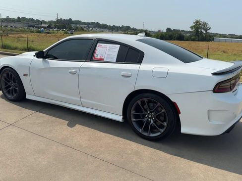 Used 2023 Dodge Charger Scat Pack RWD image 5